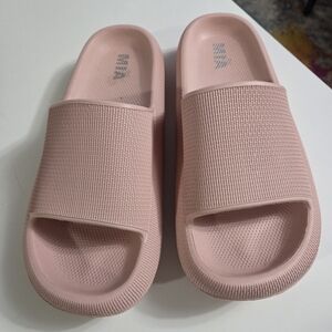 MIA Women's Pink Slide Slippers